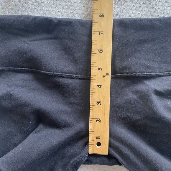 Alo Yoga Moto Leggings Women's Small Black  Mesh Panels - Picture 11 of 13